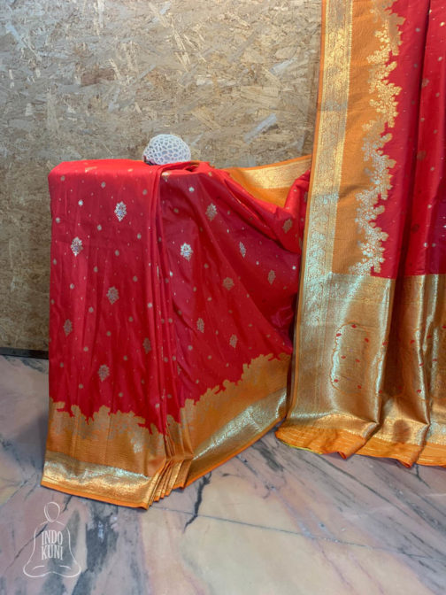 Banarasi Semi Katan Rangkaat saree In Red